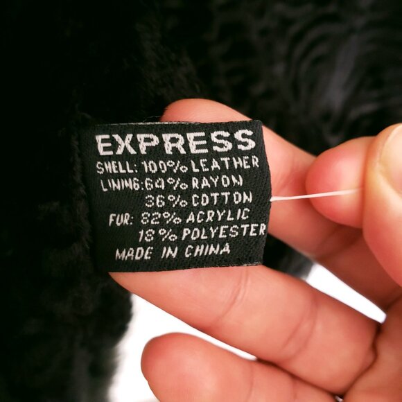 Express Black Leather and Faux Fur Sleeveless Collar Stylish Vest Size Small - Picture 3 of 16